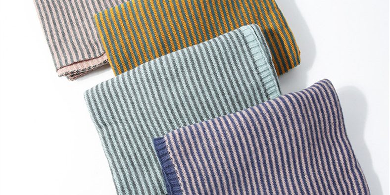 Striped knit scarf bulk