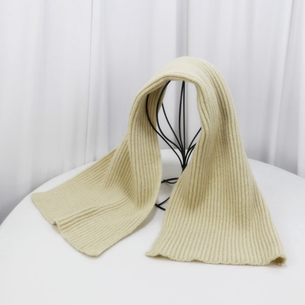 Short striped knit scarf bulk