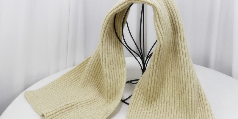 Short striped knit scarf bulk