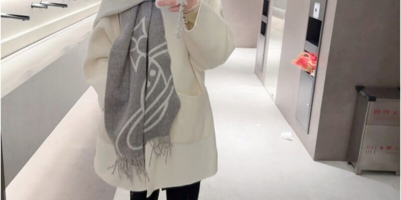 Double-Sided Embroidered Wool Scarf – Gray Black Tassel Shawl for Autumn & Winter (1) Double-Sided Embroidered Wool Scarf with Tassels for Autumn & Winter
