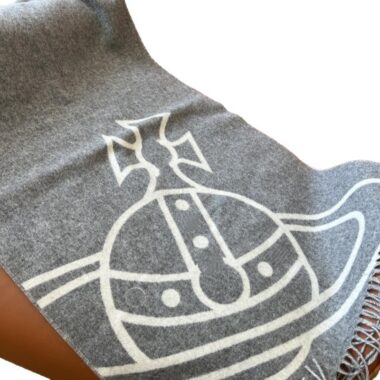 Double-Sided Embroidered Wool Scarf with Tassels for Autumn & Winter