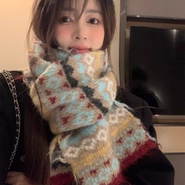 Fair Isle Wool Scarf for Women – Vintage Chunky Knit Mohair Winter Wrap