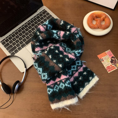 Fair Isle Wool Scarf for Women – Vintage Chunky Knit Mohair Winter Wrap