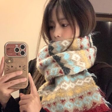Fair Isle Wool Scarf for Women – Vintage Chunky Knit Mohair Winter Wrap