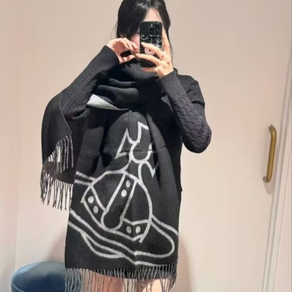 High-Quality Cashmere Wool Scarf with Saturn Design and Tassels