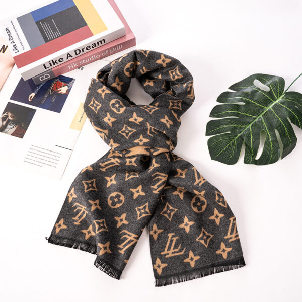 Men's Jacquard Wool-Feel Winter Scarf with Silky Brushed Texture