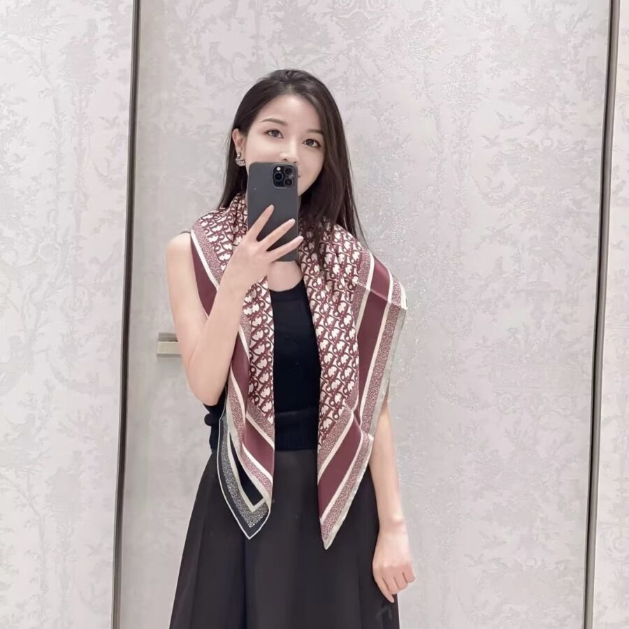 Double-Sided Twill Letter Print Silk Scarf for Women