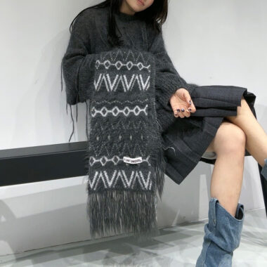 Ethnic Color-block Wool Scarf with Jacquard Weaving and Tassels for Women