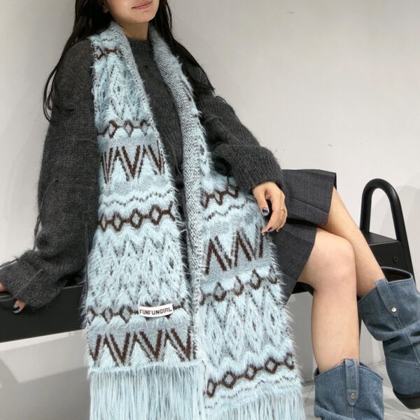 Ethnic Color-block Wool Scarf with Jacquard Weaving and Tassels for Women