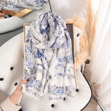  Vintage Floral Cotton-Linen Scarf for Women, Fashionable and Elegant