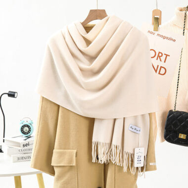 Luxurious Wool and Cashmere Scarf for Women and Men – Thickened Winter Shawl